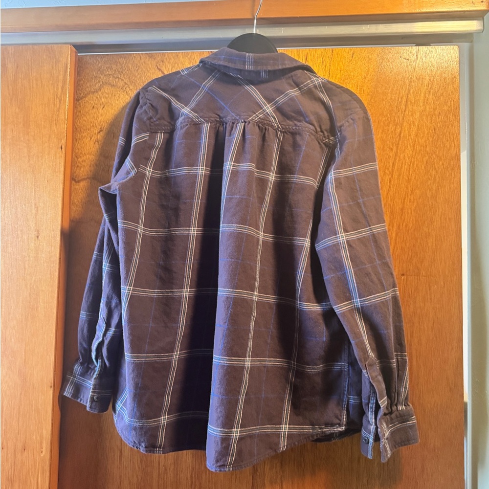 Lands’ End button down - Picture 5 of 9